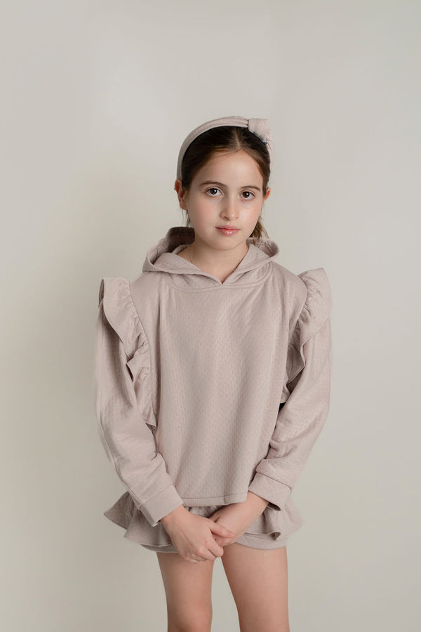 Conj. Sudadera Niña Jackard Rosa Bordado De Estrellas Y Short Con Olanes Jackard