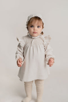 Jesusito Arena Con Smock En Pecho Y Olán En Escote Con Culotte