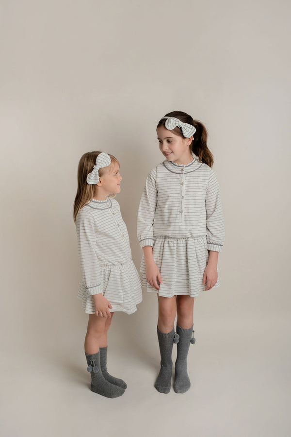 Vestido De Niña Rayas Tejido De Punto Con Falda Doble Olan