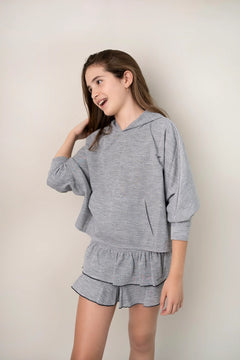 Conj. Sudadera Estilo Capa Con Falda Short Con Olanes Y Feston